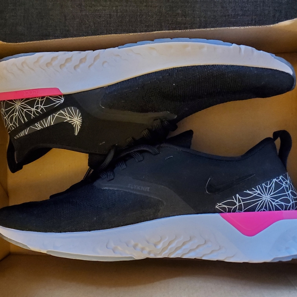 MENS NIKE EPIC REACT FLYKNIT 2 10.5 BLACK